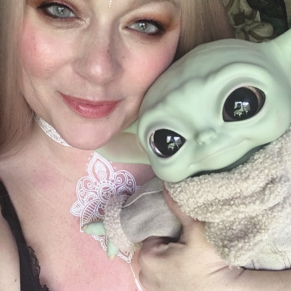 Custom Fashion Designer Farrah Nayka - Picture 10 of 16